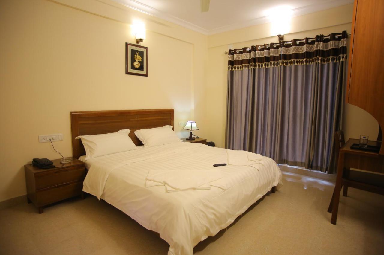 The Lounge Business Hotel Bangalore Ngoại thất bức ảnh