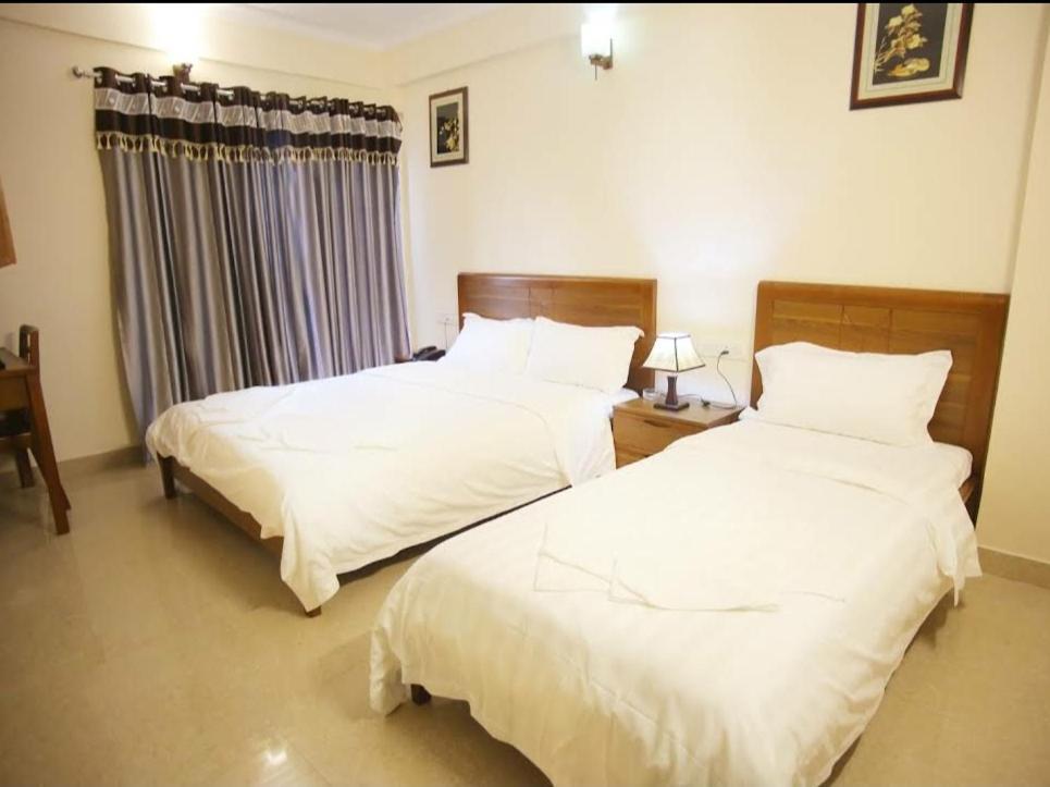 The Lounge Business Hotel Bangalore Ngoại thất bức ảnh