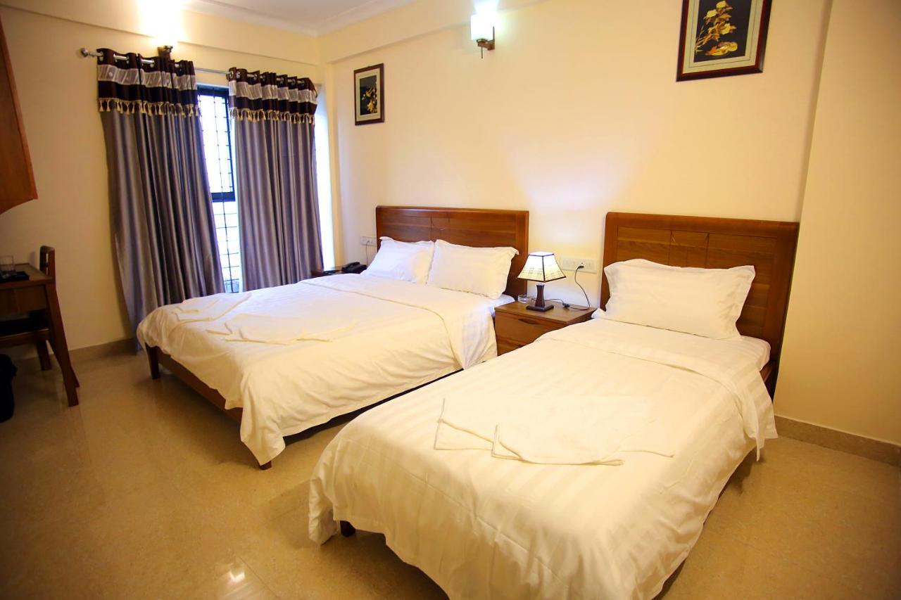 The Lounge Business Hotel Bangalore Ngoại thất bức ảnh